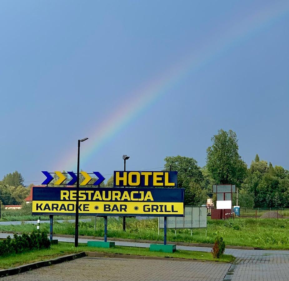 Hotel Komfort Krzywaczka 외부 사진